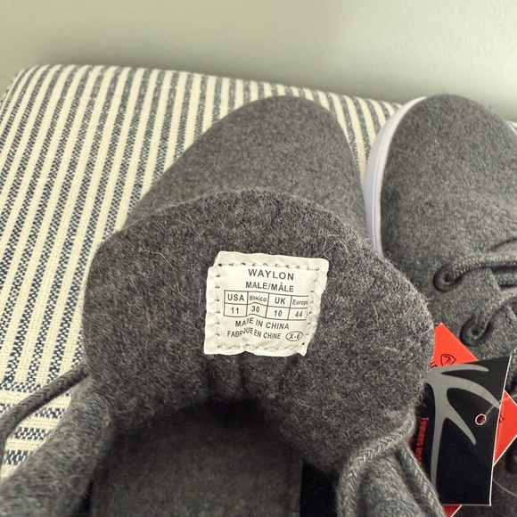 Deer Stags Men’s Sneaker Boots - Gray - Picture 6 of 8